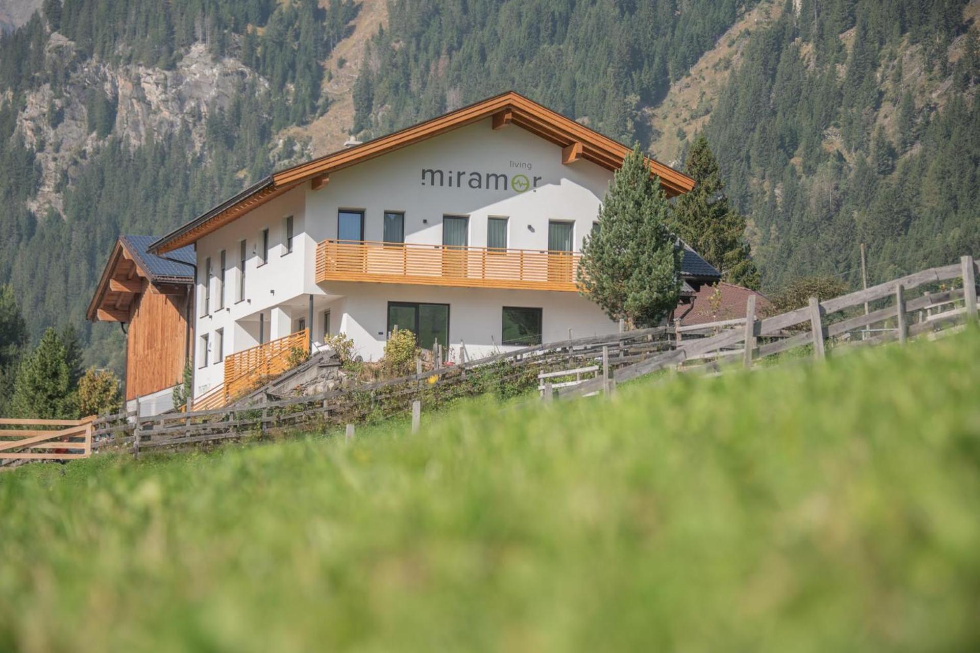 Living Miramor Racines Exterior foto